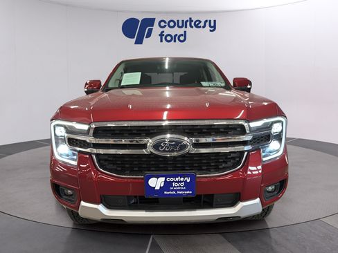 Used 2025 Ford Ranger Lariat w/ Chrome Accent Package AWD/4WD image 2