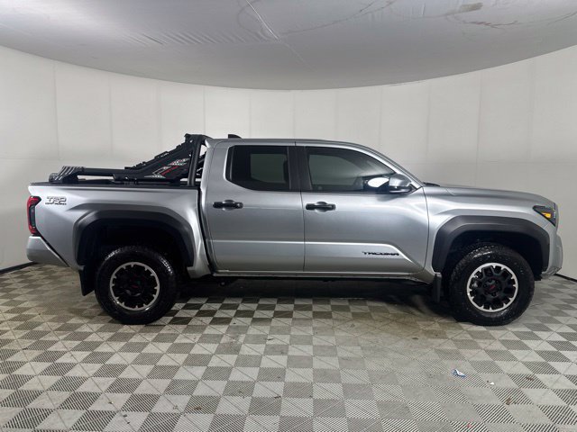 Used 2026 Toyota Tacoma TRD Off-Road AWD/4WD image 8