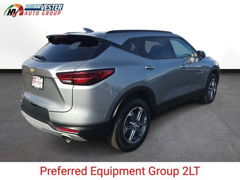 Used 2024 Chevrolet Blazer LT w/ Convenience Package image 2