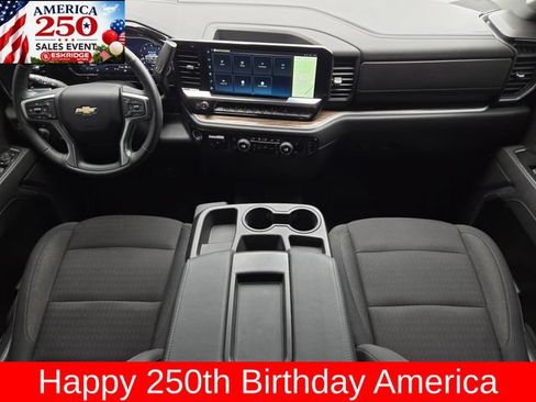 Used 2025 Chevrolet Silverado 2500 LT AWD/4WD image 26