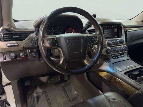 Used 2016 GMC Yukon Denali w/ Open Road Package image 19