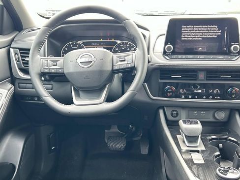 New 2026 Nissan Rogue SV AWD/4WD image 22