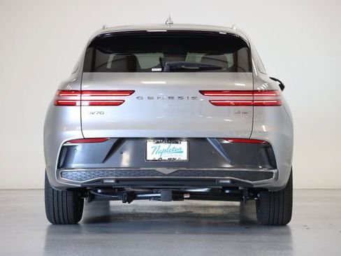 New 2026 Genesis GV70 2.5T Advanced w/ G1 Accessory Package image 13
