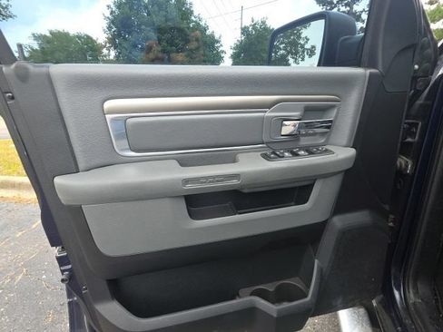 Used 2017 RAM 1500 Big Horn AWD/4WD image 11