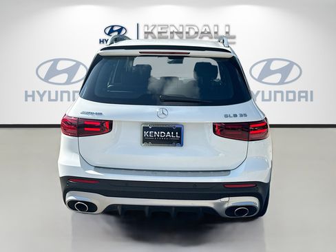 Used 2025 Mercedes-Benz GLB 35 AMG 4MATIC image 5