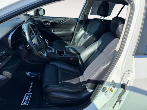 Used 2021 Subaru Outback Limited image 10
