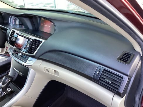 Used 2015 Honda Accord EX-L image 17