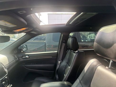 Used 2019 Jeep Grand Cherokee High Altitude image 9