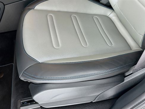 Certified 2025 Mercedes-Benz G 580 w/ EQ Technology image 21