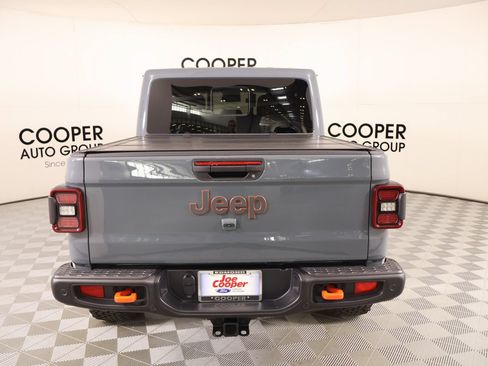 Used 2025 Jeep Gladiator Mojave w/ Steel Bumper Group AWD/4WD image 20