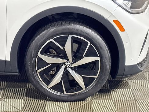 Used 2023 Volkswagen ID.4 Pro S AWD/4WD image 25