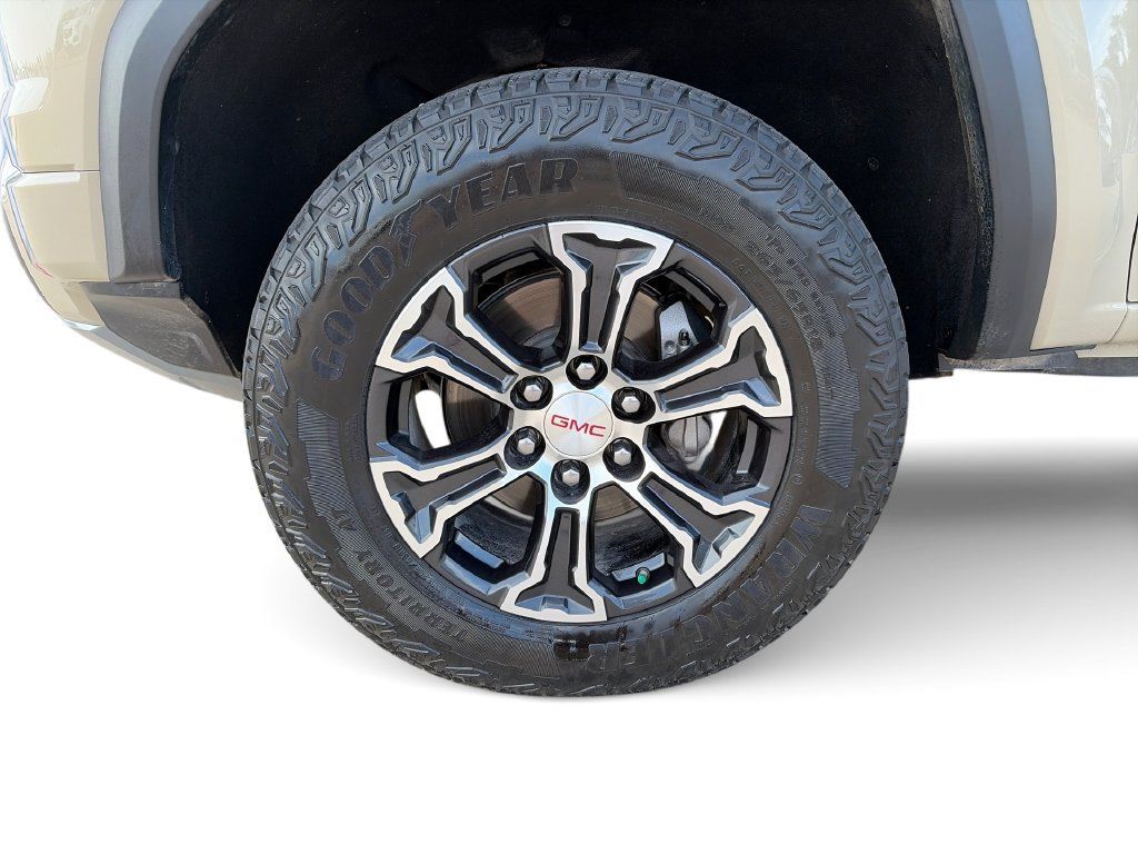 Used 2023 GMC Canyon AT4 w/ AT4 Premium Package AWD/4WD image 34