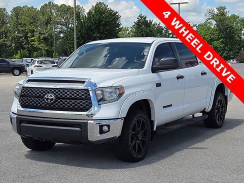 Used 2020 Toyota Tundra SR5 w/ SR5 Upgrade Package AWD/4WD image 2