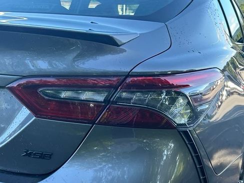 Used 2022 Toyota Camry XSE FWD image 12