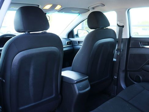 Used 2019 Hyundai Elantra SEL w/ Cargo Package image 31