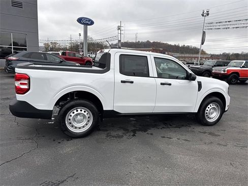 New 2025 Ford Maverick XL w/ Equipment Group 101A image 3