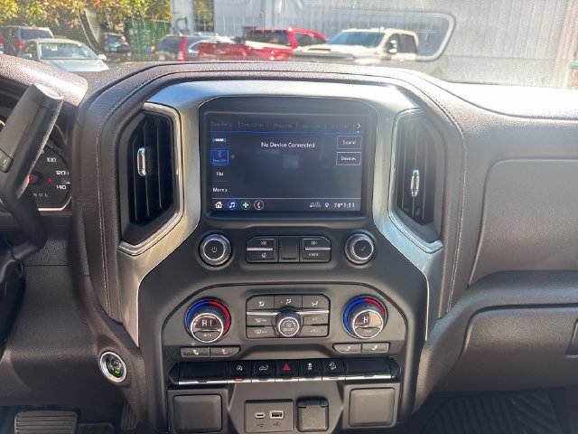 Used 2021 Chevrolet Silverado 1500 LT w/ Z71 Off-Road Package AWD/4WD image 14