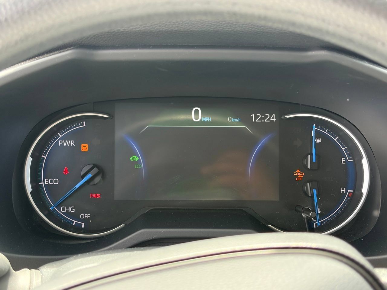 Used 2025 Toyota RAV4 XLE AWD/4WD image 11