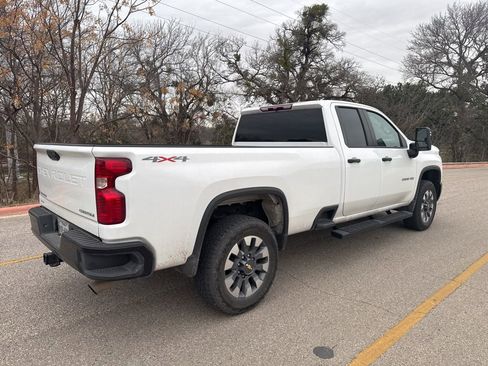 Used 2024 Chevrolet Silverado 2500 Custom w/ Custom Convenience Package image 5