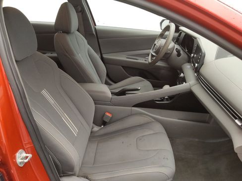 Used 2021 Hyundai Elantra SEL FWD image 21