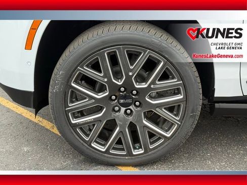 New 2026 GMC Yukon XL Denali Ultimate w/ LPO, Floor Liner Package image 10