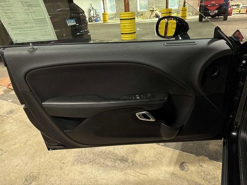 Used 2022 Dodge Challenger R/T w/ Blacktop Package image 27