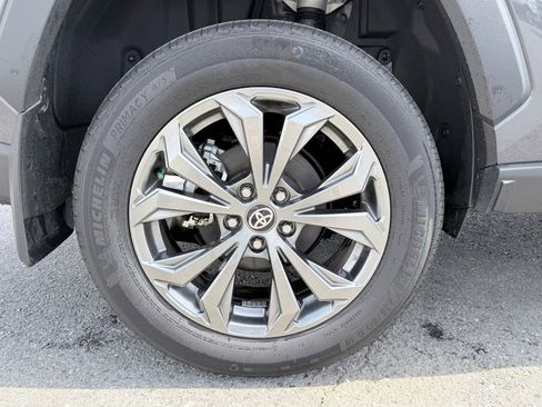 Used 2024 Toyota RAV4 Limited image 37