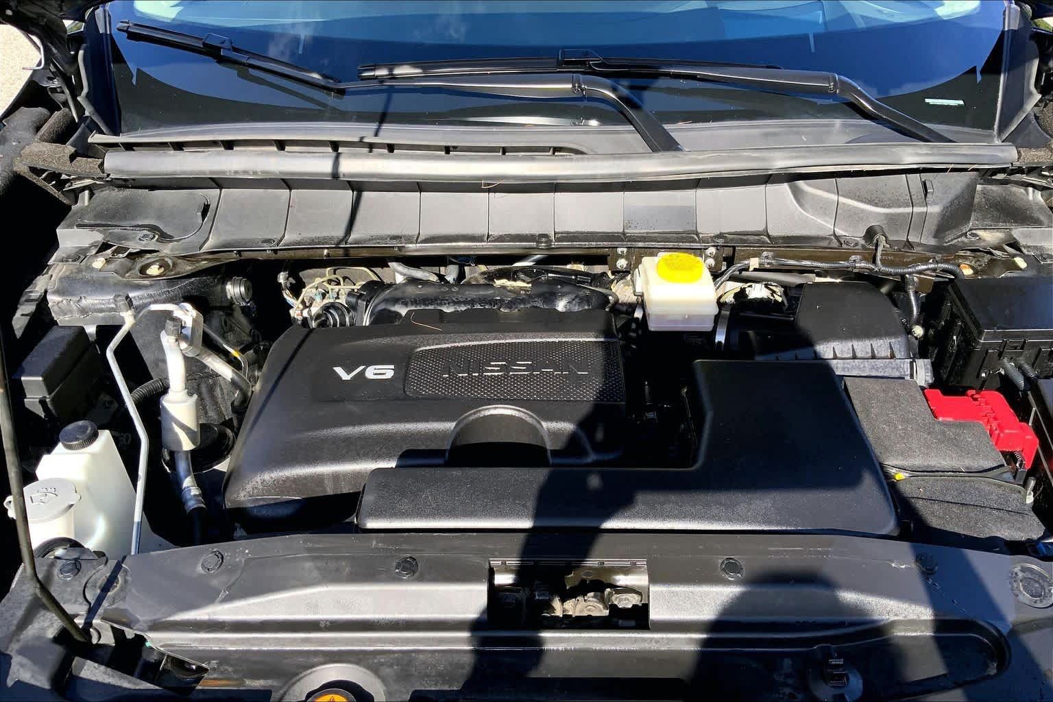 Used 2023 Nissan Pathfinder Platinum AWD/4WD image 32