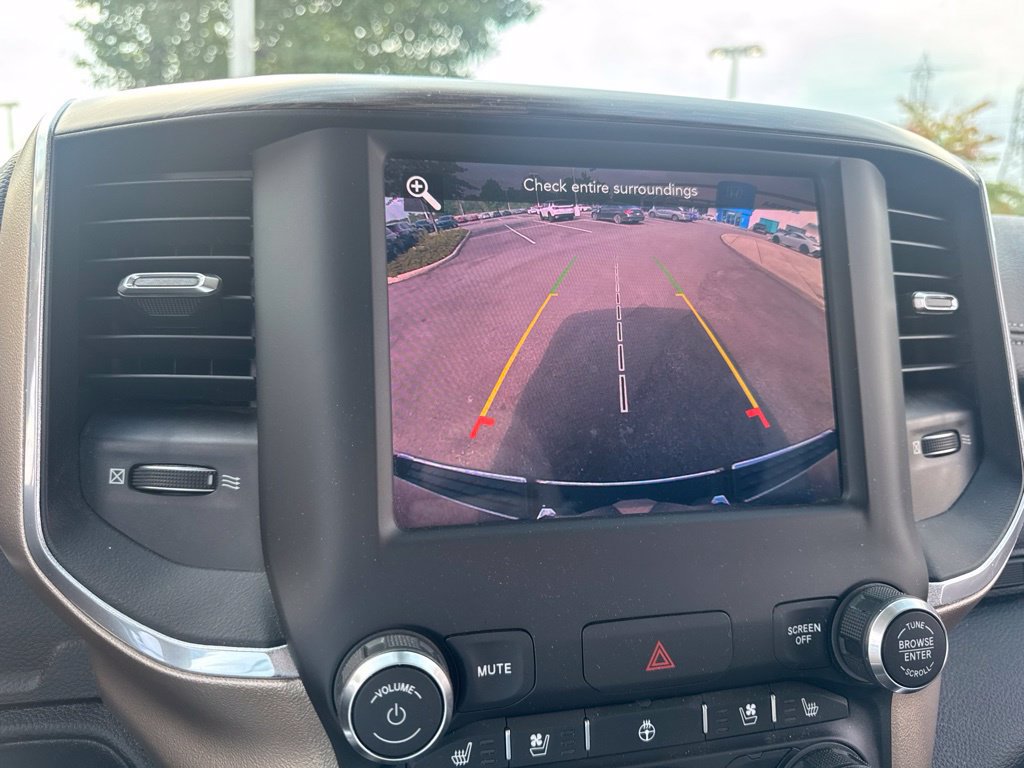 Used 2020 RAM 1500 Laramie AWD/4WD image 19