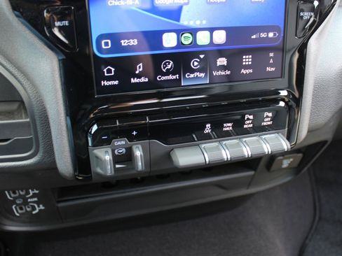 Used 2025 RAM 2500 Tradesman RWD image 29