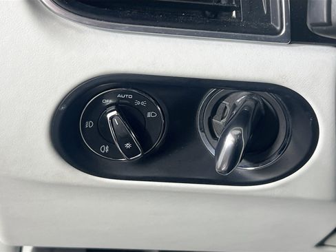 Used 2018 Porsche Macan S image 10