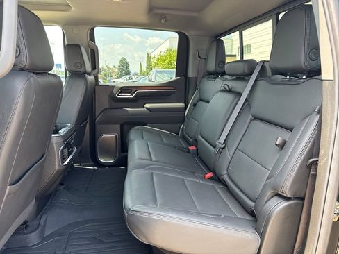 Used 2024 GMC Sierra 1500 Denali w/ Denali Reserve Package AWD/4WD image 39