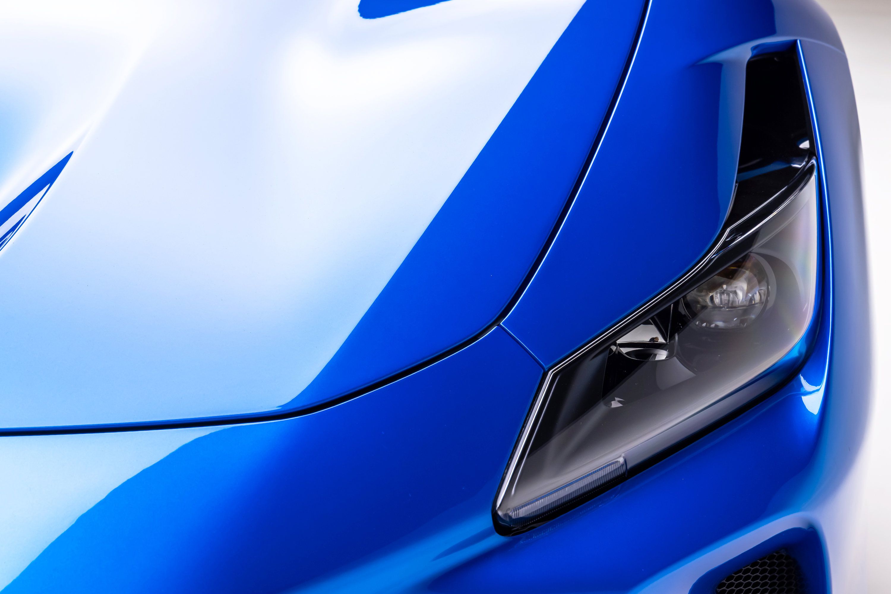 Certified 2021 Ferrari F8 Tributo RWD image 27