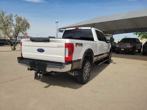Used 2017 Ford F250 Lariat w/ Lariat Ultimate Package image 8