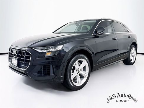 Used 2023 Audi Q8 Premium Plus w/ Premium Plus Package image 3