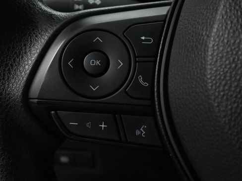 Used 2024 Toyota RAV4 XLE AWD/4WD image 17