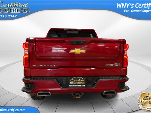 Used 2023 Chevrolet Silverado 1500 High Country w/ Technology Package AWD/4WD image 7