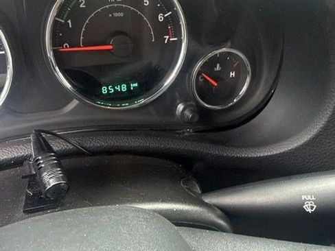 Used 2016 Jeep Wrangler Unlimited Sport AWD/4WD image 5
