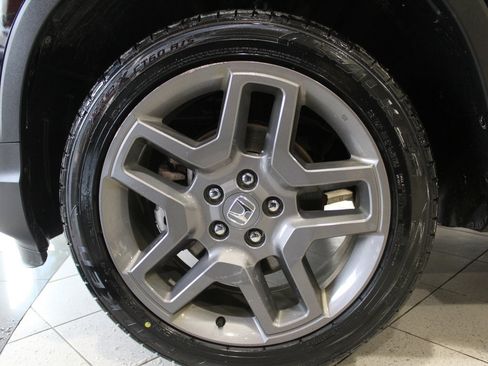 Certified 2023 Honda Passport EX-L image 9