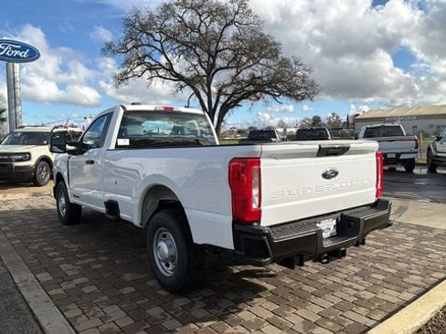 New 2026 Ford F350 XL w/ XL Driver Assist Package RWD image 5