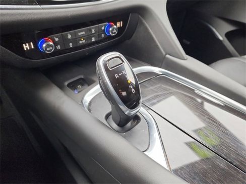 Used 2019 Buick Enclave Avenir w/ Avenir Technology Package image 26