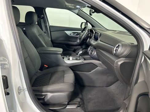 Used 2022 Chevrolet Blazer LT image 29