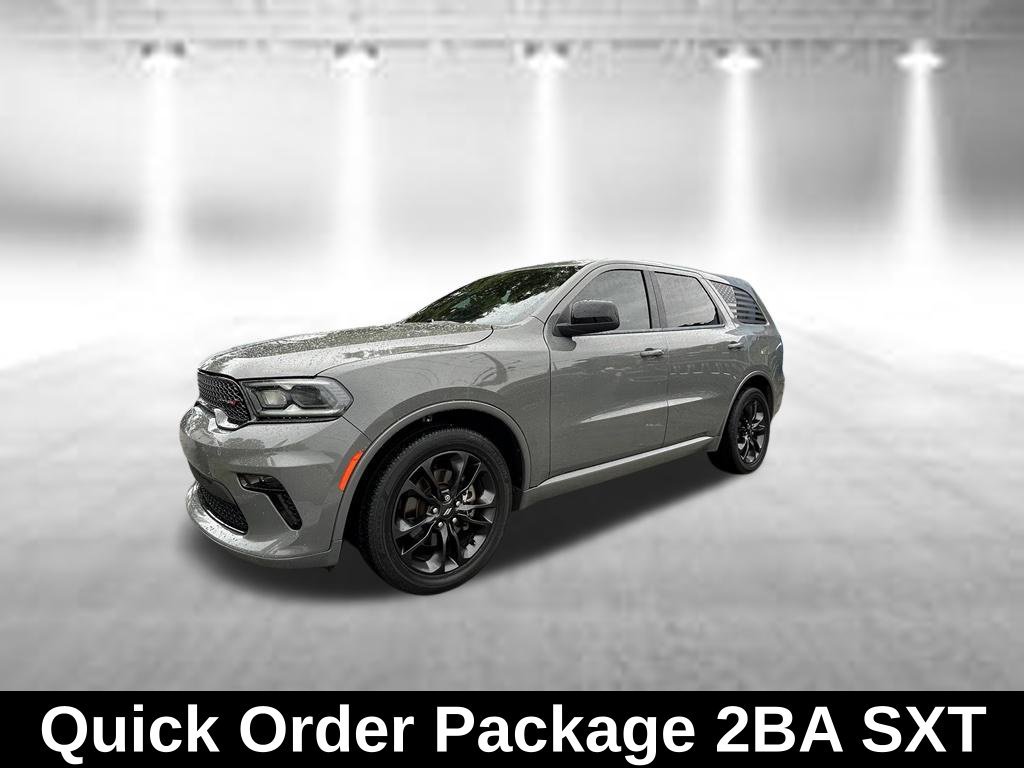 Used 2022 Dodge Durango SXT w/ Blacktop Package RWD image 3