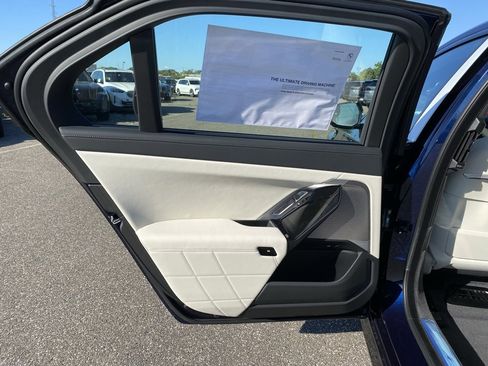 New 2026 BMW 760i xDrive image 6