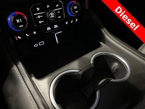 Used 2021 GMC Yukon SLT image 34