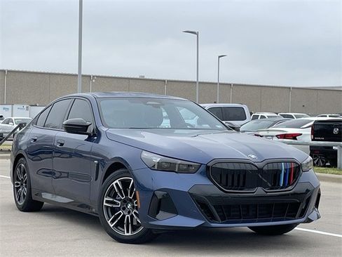 Used 2024 BMW 530i w/ M Sport Package image 2