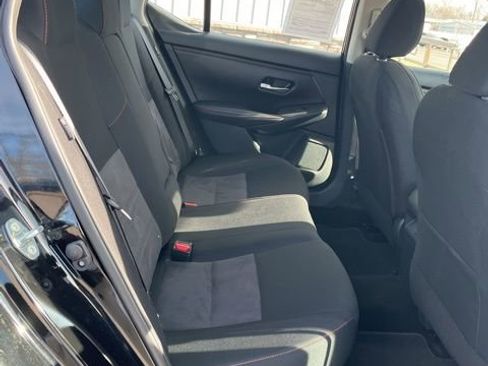 Used 2025 Nissan Sentra SR FWD image 29