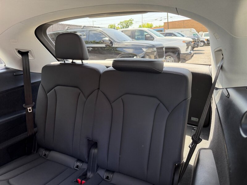 Used 2022 Audi Q7 3.0T Premium Plus AWD/4WD image 28