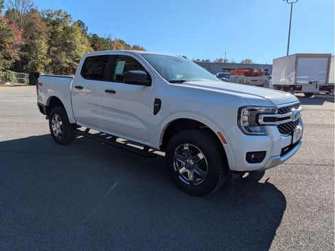 New 2025 Ford Ranger XLT w/ FX4 Off-Road Package image 4