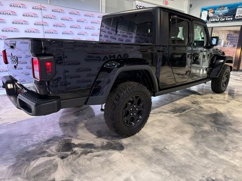 Used 2023 Jeep Gladiator Willys image 10